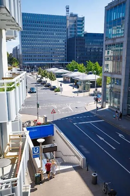 Top 80 Sqm Flat With Terrace And 15Min To Fair And 5Min To Old Town Düsseldorf Apartmán